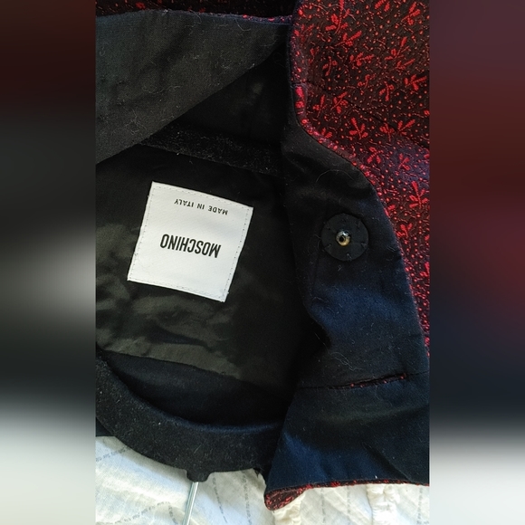 Moschino mock neck red brocade button top Aeffe Spa - Picture 6 of 16